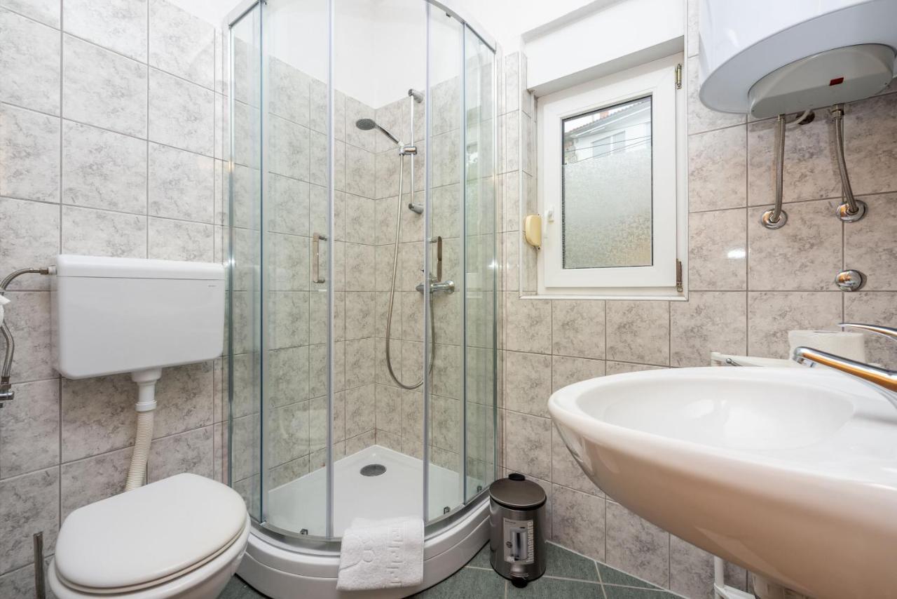Apartments Porto Dramalj Bagian luar foto