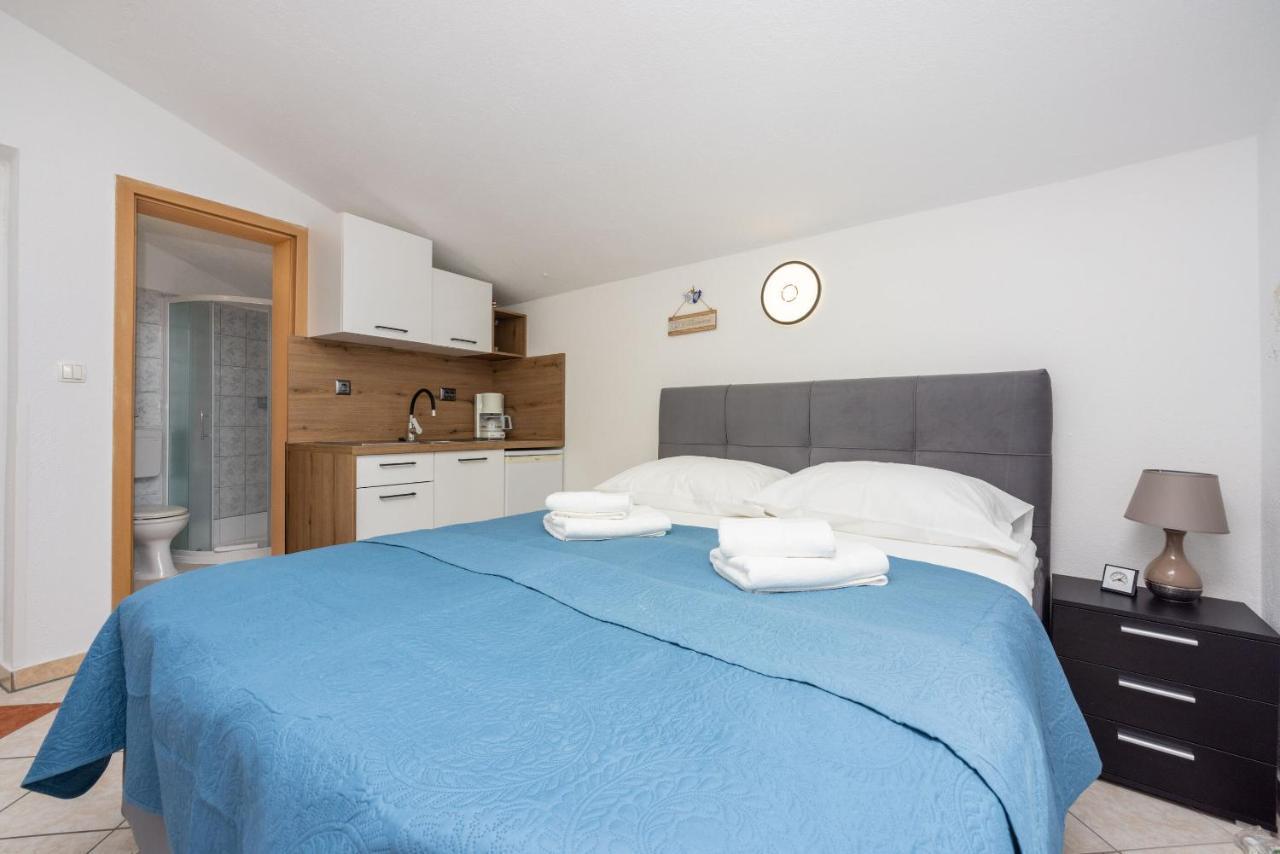 Apartments Porto Dramalj Bagian luar foto